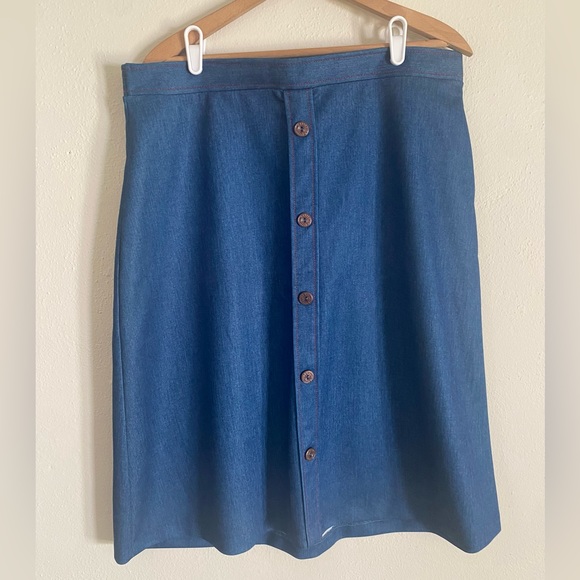 Vintage Laurente Rome Kemington Express Blue Polyester Skirt with Buttons 18 - Picture 1 of 5